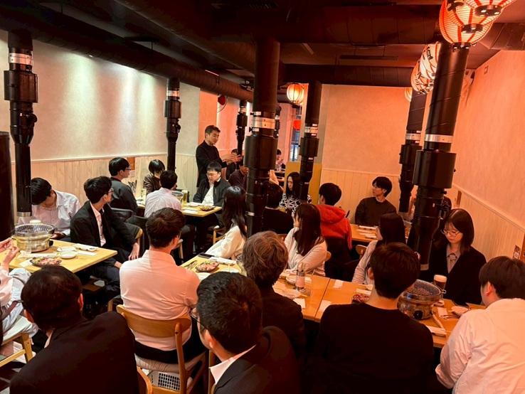 LINE_ALBUM_1219 忘年会_251225_18.jpg